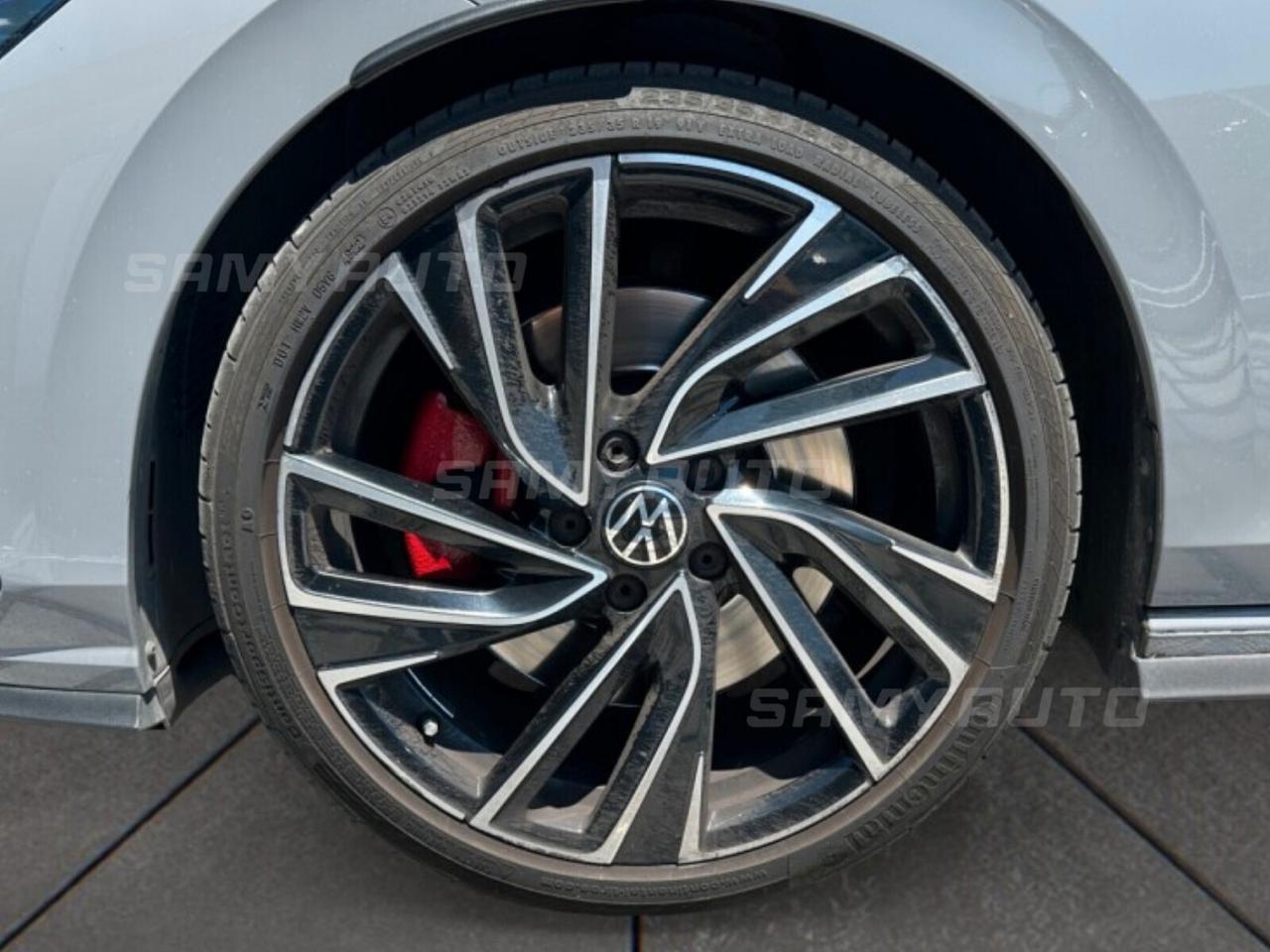 Volkswagen Golf GTI 2.0 tsi 245cv dsg