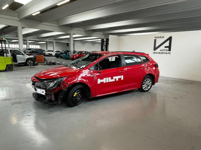 TOYOTA Corolla ACTIVE 1.8 HYBRID TOURING SPORTS