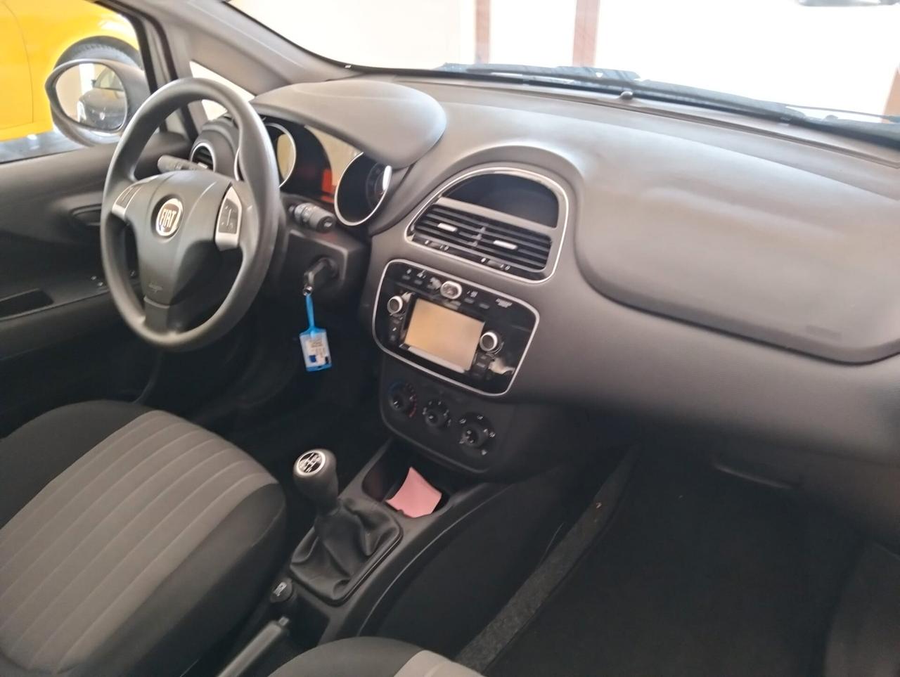 Fiat Punto 1.3 MJT II S&S 95 CV 5 porte Street
