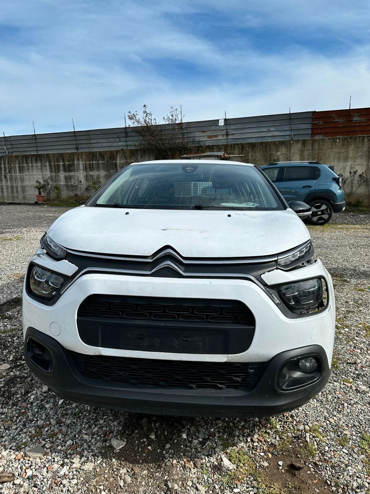Citroen C3 1.5 Diesel 2023 sinistrata