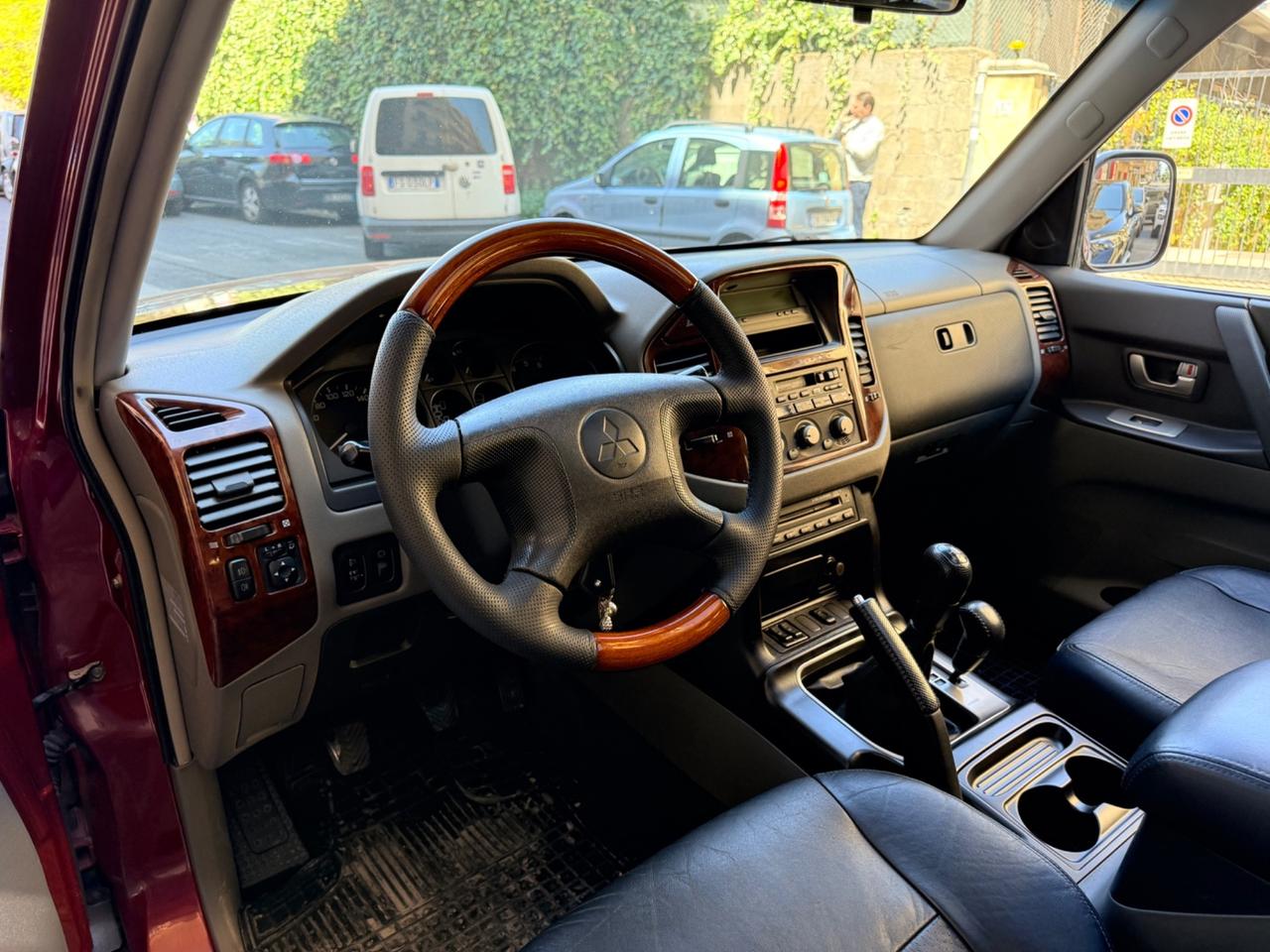 Mitsubishi Pajero 3.2 16V DI-D 3p. GLS2