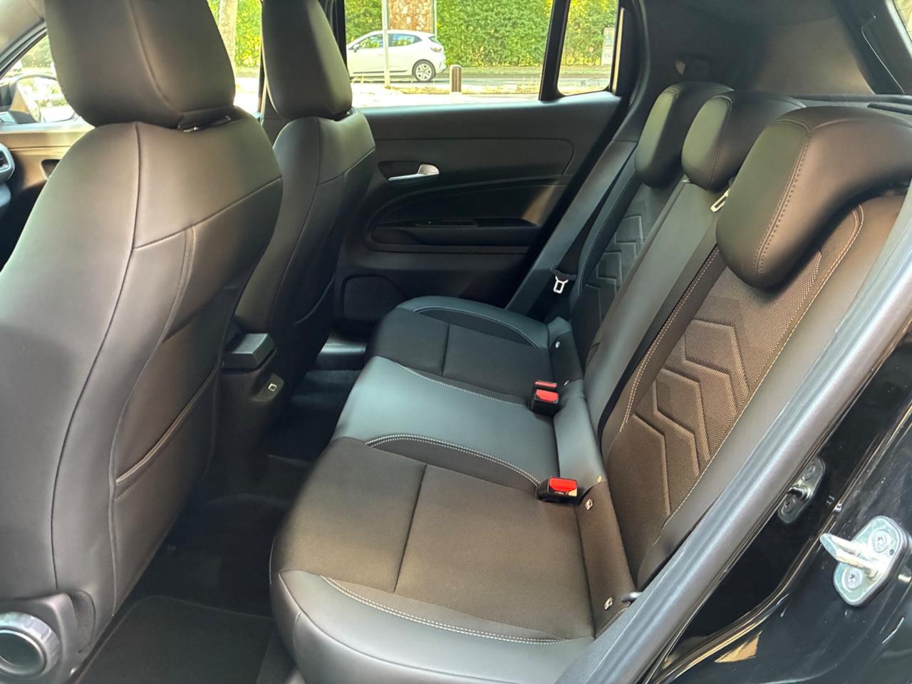 Jeep Avenger 1.2 Turbo 110 CV MHEV Summit