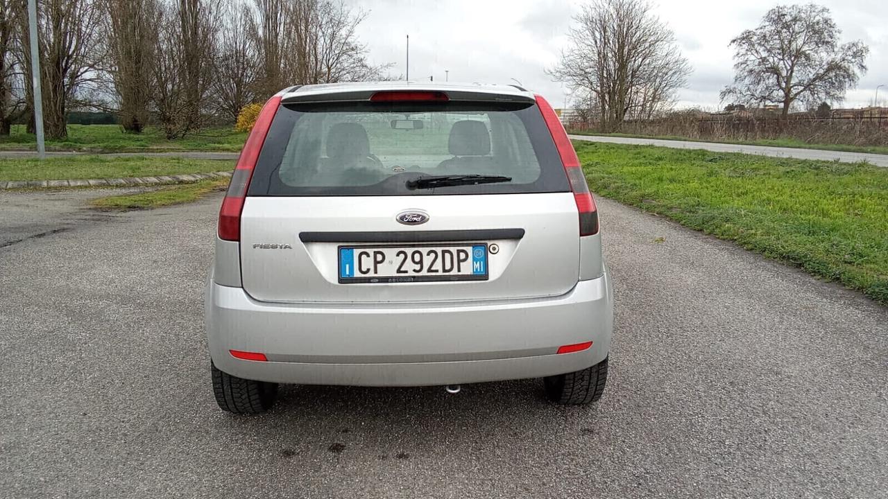 Ford Fiesta 1.2 16V benzina 5p.