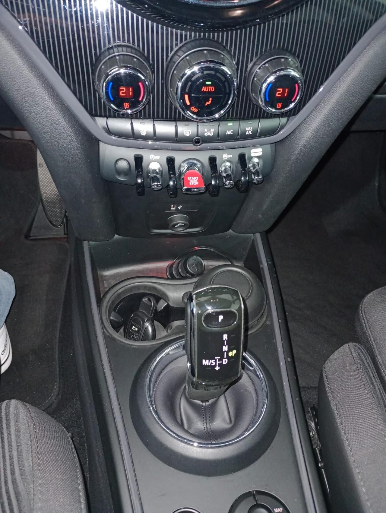 Mini Cooper D Countryman 2.0 Business Automatica