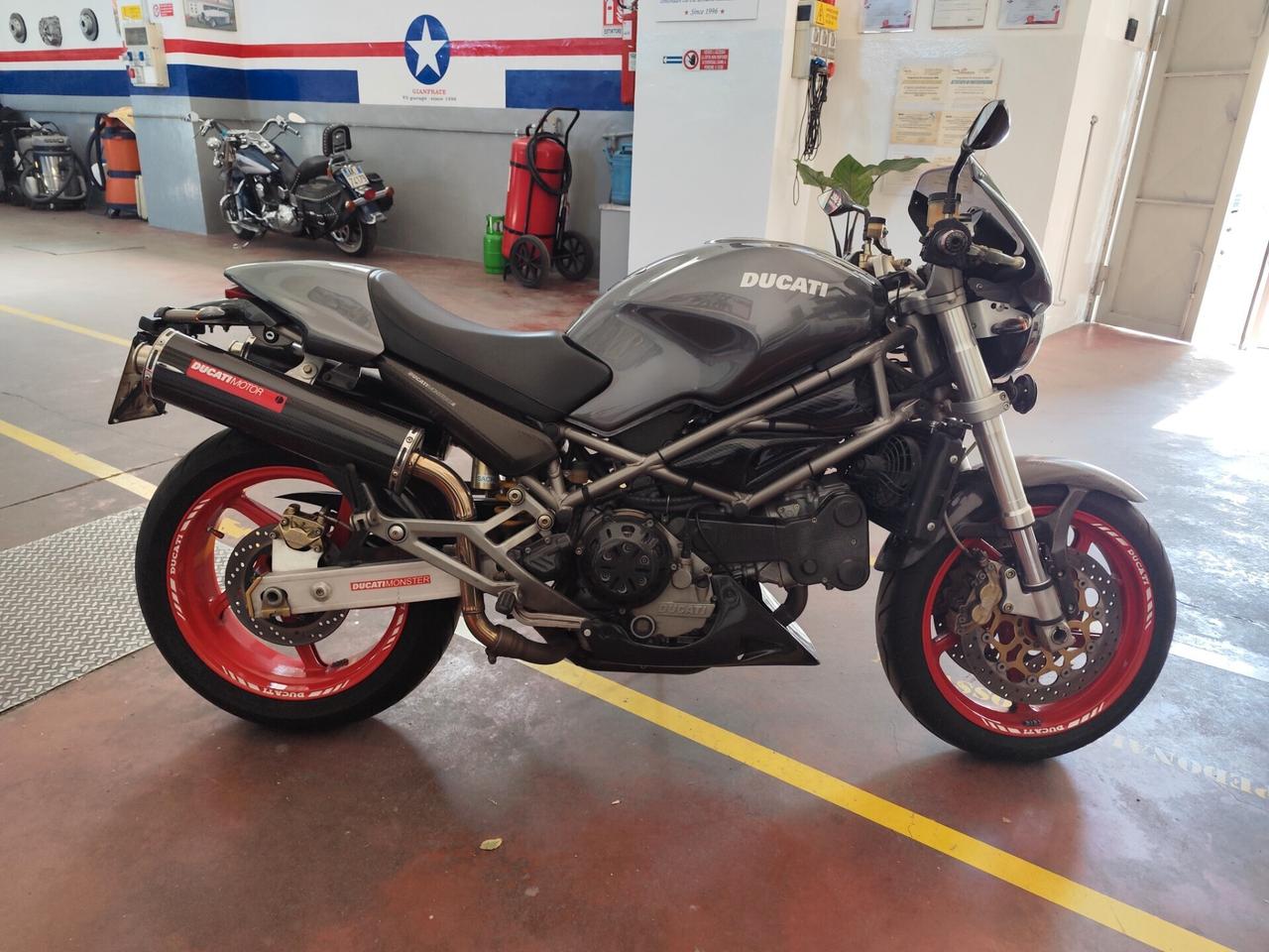 Ducati Monster 900 S4 SENNA