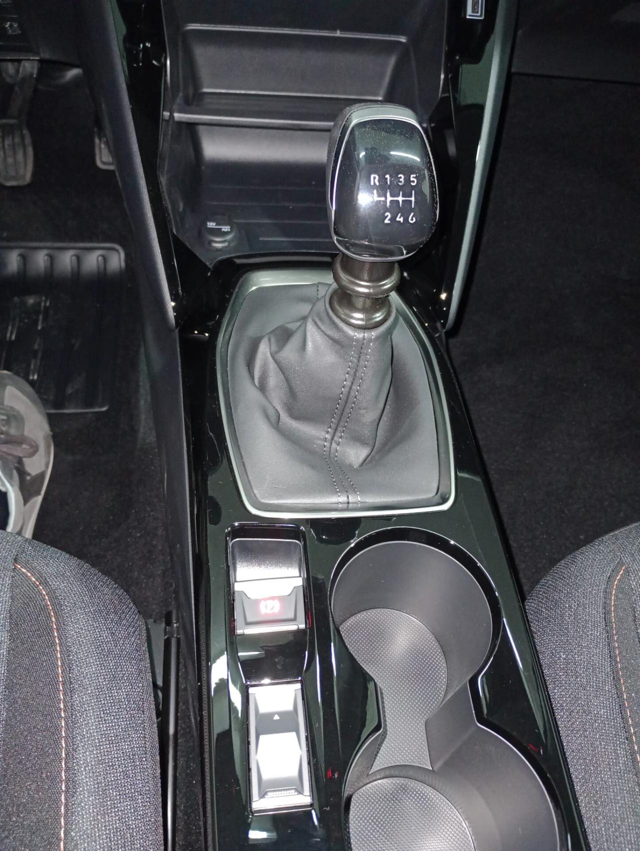 Peugeot 208 Hybrid 110 e-DCS6 Business