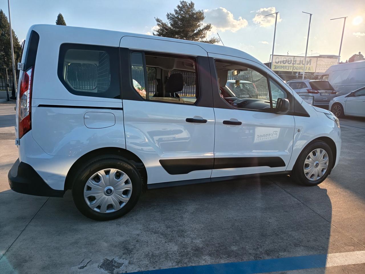 Ford transit connect 1,5 diesel 6 marce autocarro 5 posti 2022