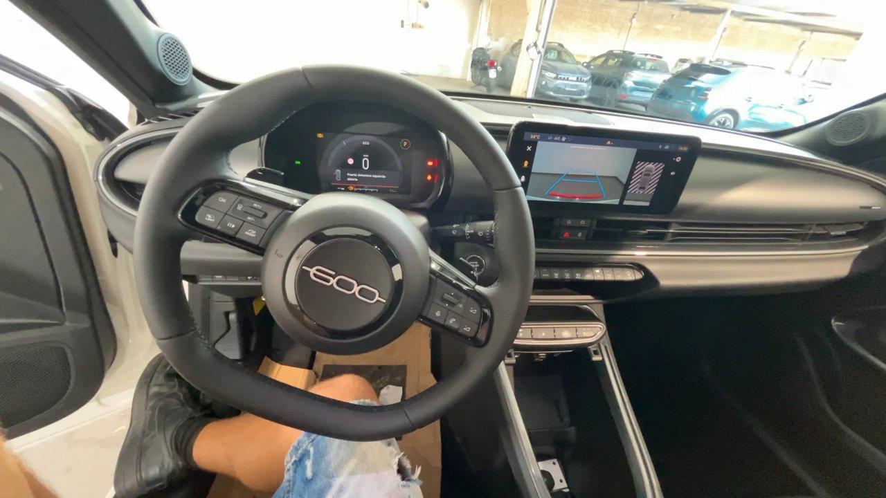 Fiat 600 1.2 hybrid Sport 145cv auto
