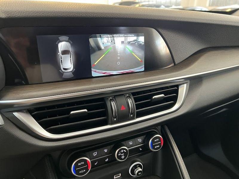Alfa Romeo Stelvio 2.2 Turbo Diesel 210CV AT8 Q4 Business