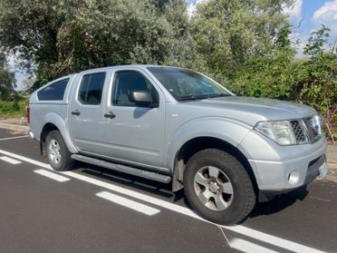 Nissan Navara 2.5 dCi 4 porte Double Cab LE