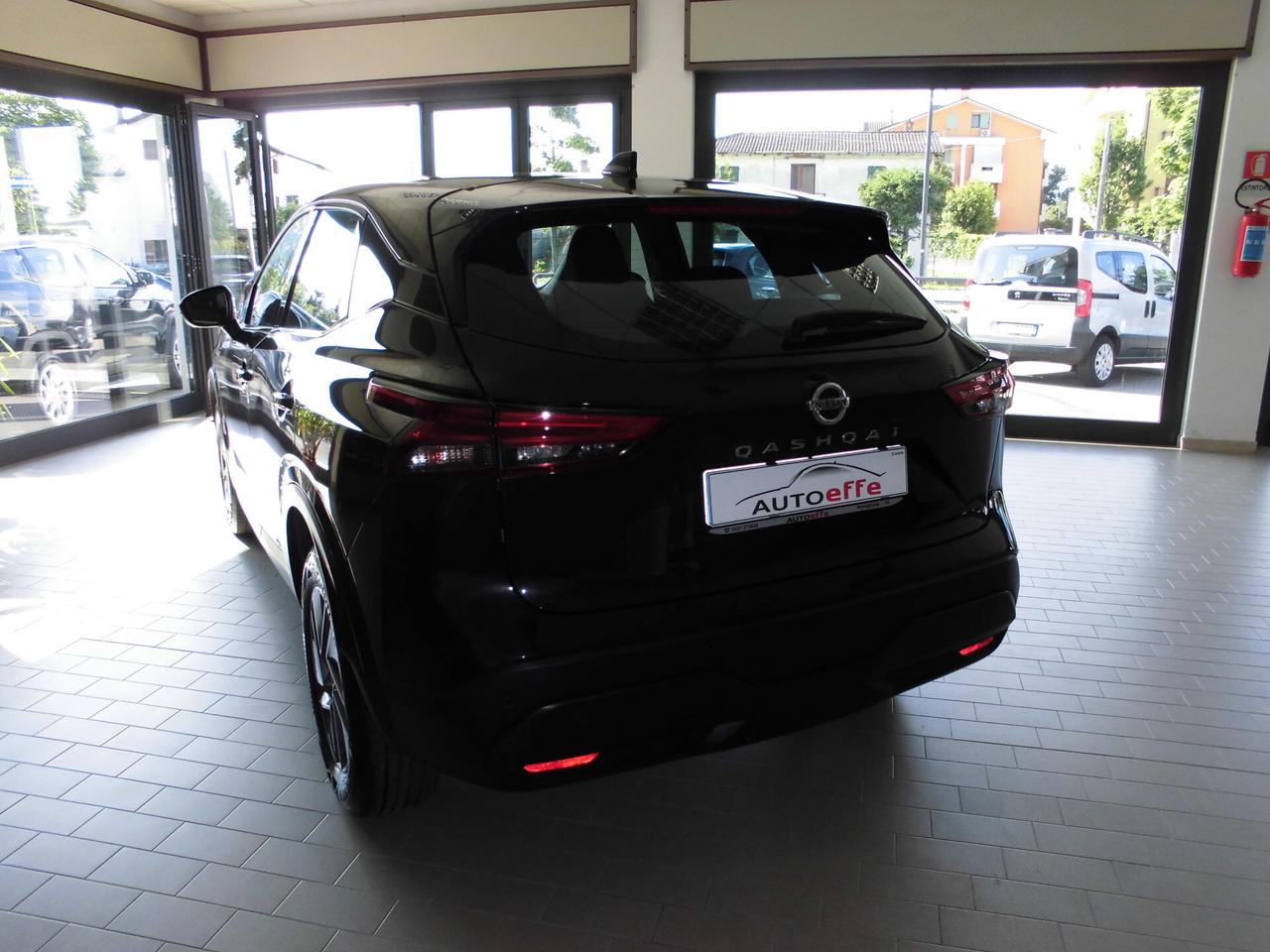 Nissan Qashqai MHEV 140 CV Business