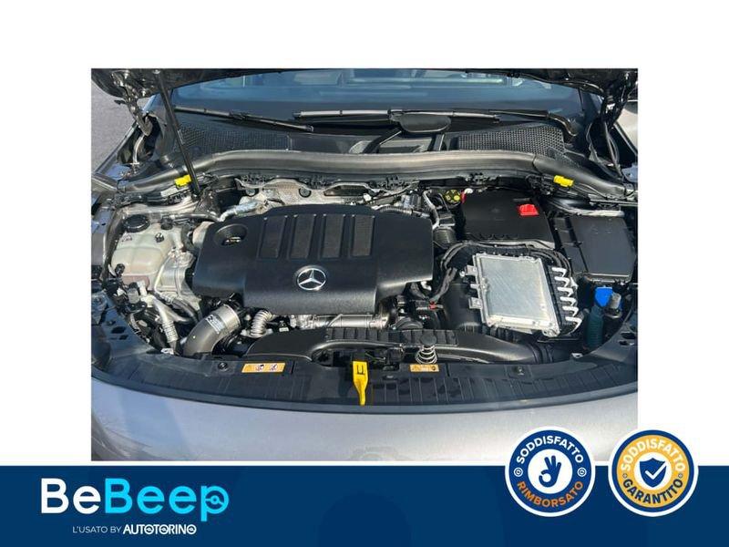 Mercedes-Benz GLA 200 D PREMIUM 4MATIC AUTO