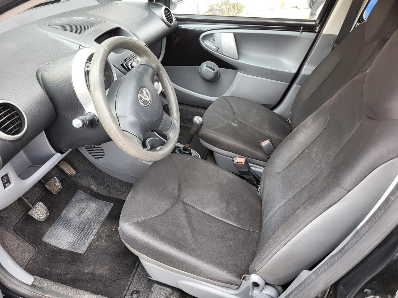 Toyota Aygo 1.0 12V VVT-i 5 porte Now