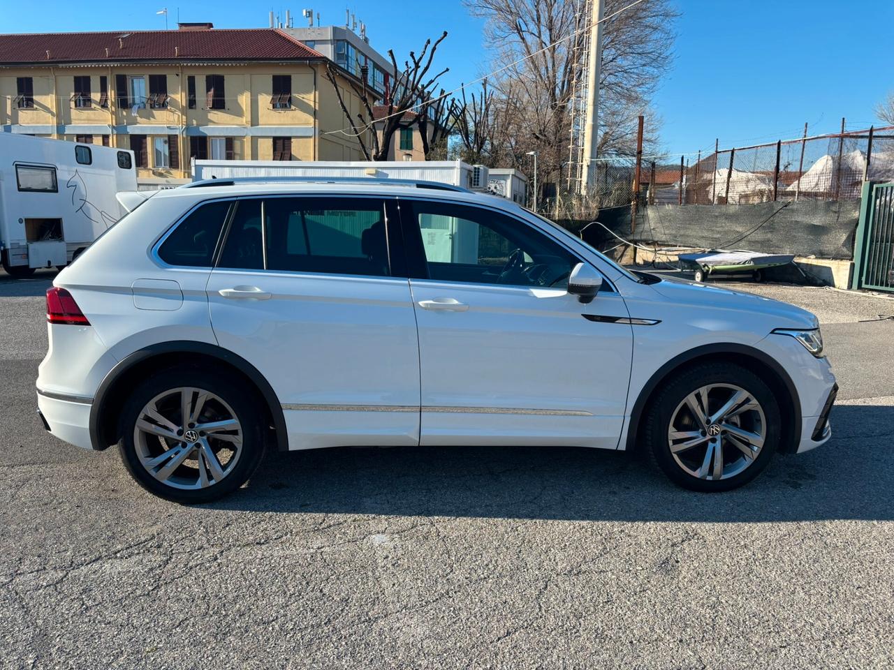 Volkswagen Tiguan 2.0 TDI 150 CV SCR DSG R-Line