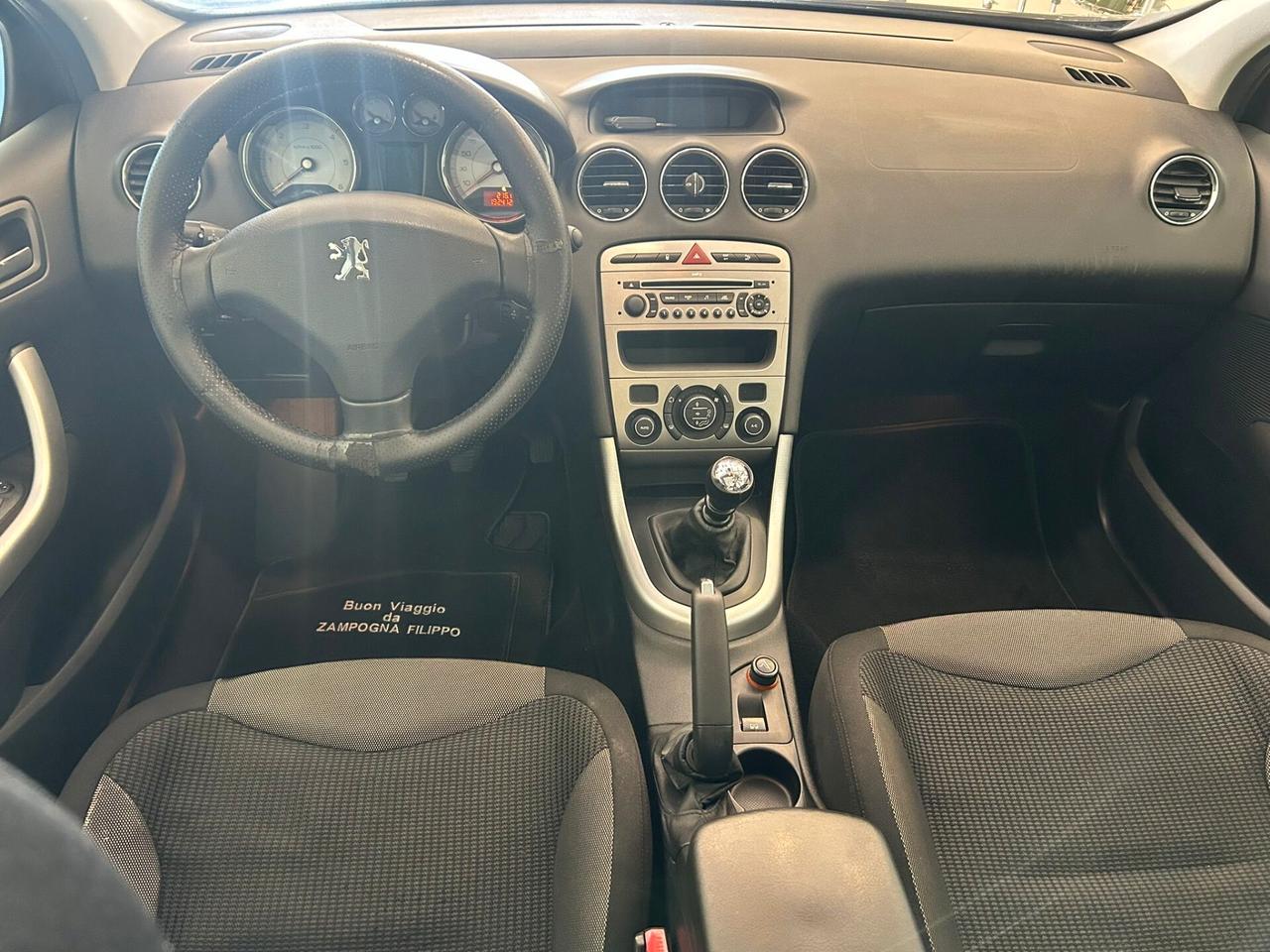 Peugeot 308 2.0 HDi 5p. Féline TETTO - 2007