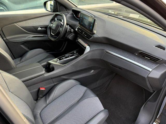 PEUGEOT 3008 BlueHDi 130 S&S EAT8 Allure Pack NAVI - LED - 18