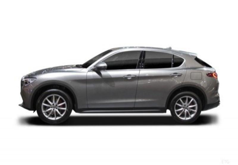 Alfa Romeo Stelvio 2017 2.2 t Business Q4 210cv auto my19