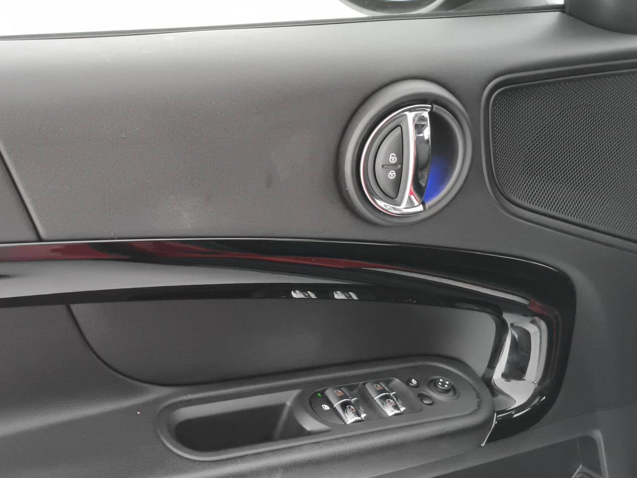 MINI Countryman Cooper SE ALL4 Hype