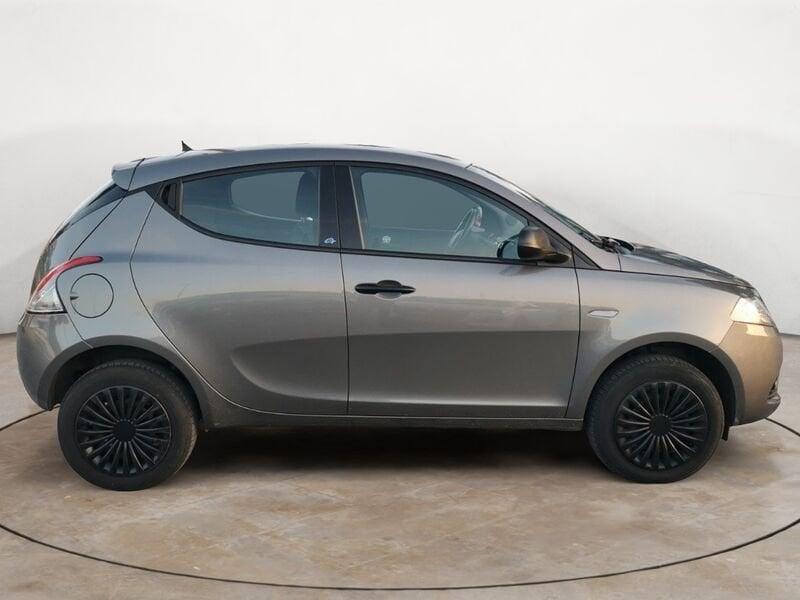 Lancia Ypsilon Ypsilon 0.9 TwinAir 5 porte Metano Ecochic Elefantino Blu