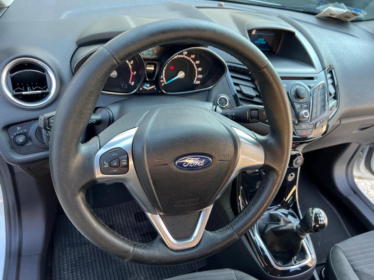 Ford Fiesta 1.4 5p. Bz.- GPL Titanium