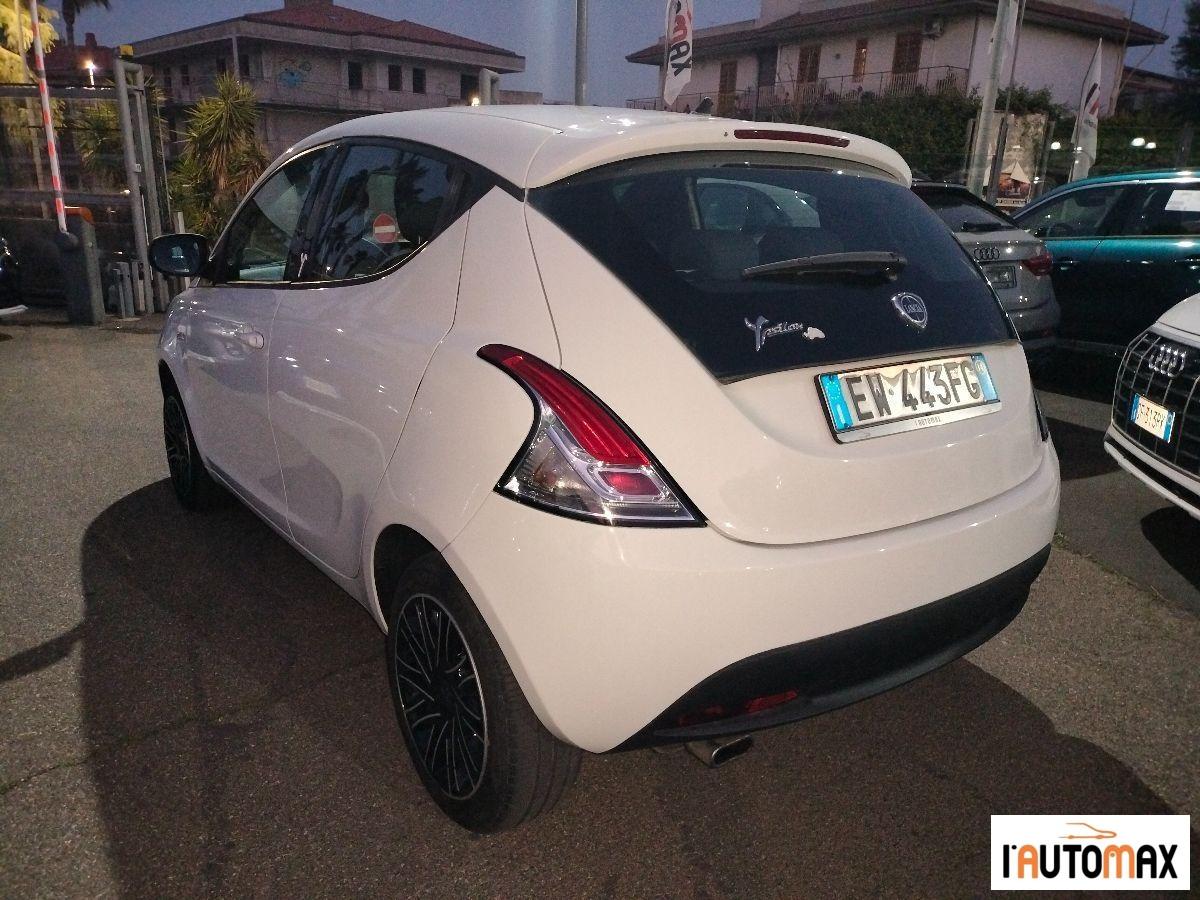 LANCIA - Ypsilon 1.3 mjt Silver s&s 95cv