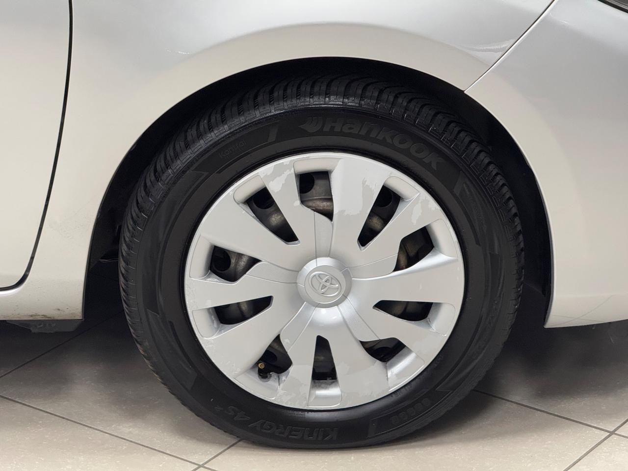 Toyota Yaris 1.4 D-4D 5 porte Lounge