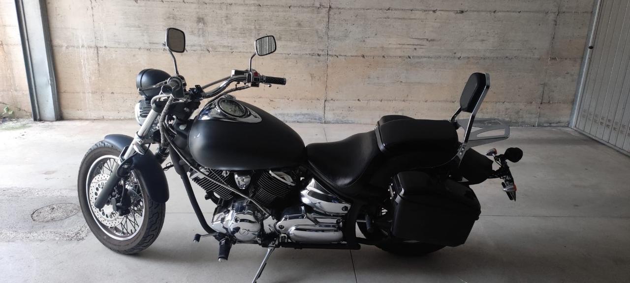 Yamaha XVS 1100A Drag Star