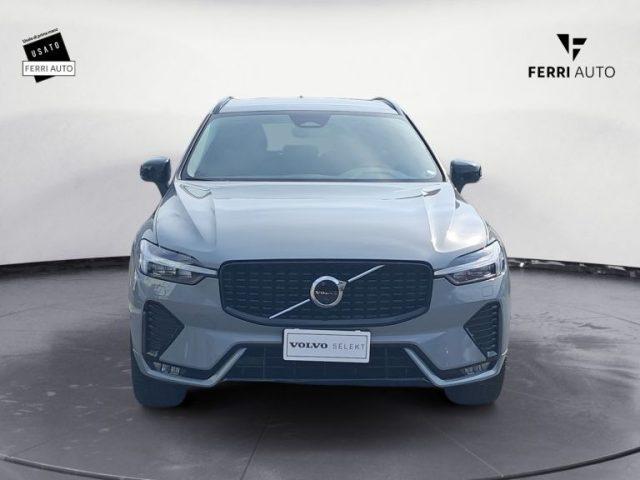 VOLVO XC60 B4 automatico Plus Dark