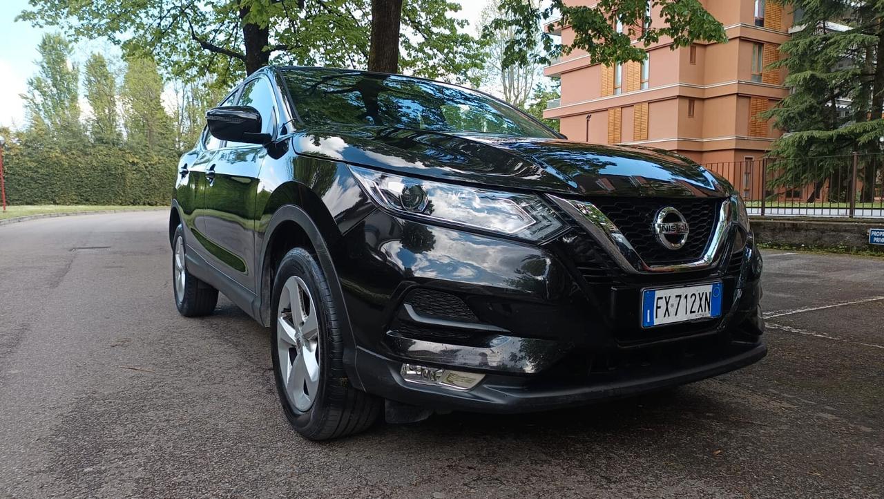 Nissan Qashqai 1.3 DIG-T 140 CV Business