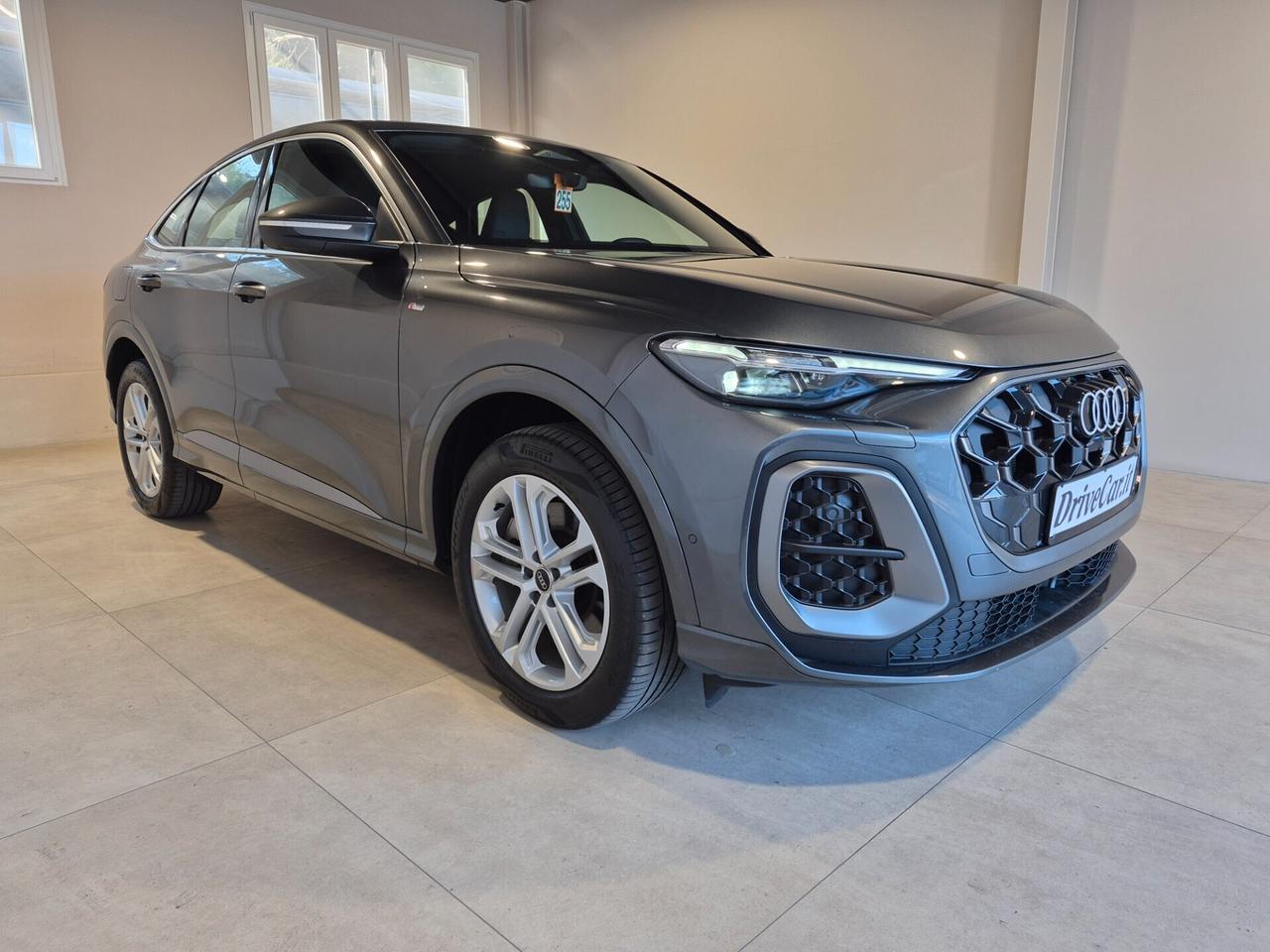 Audi Q5 SPB QUATTRO S LINE EDITION S-TRONIC MATRIX DISPLAY PASSEGGERO APPLE CAR PLAY/ANDROID AUTO ACC LUCI AMBIENTE 360° WIRELESS
