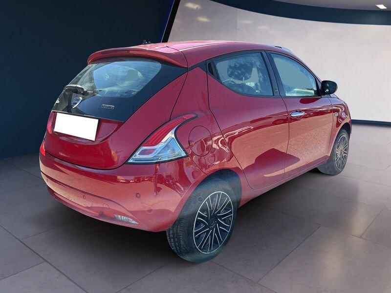 Lancia Ypsilon III 2015 1.0 hybrid Gold s&s 70cv