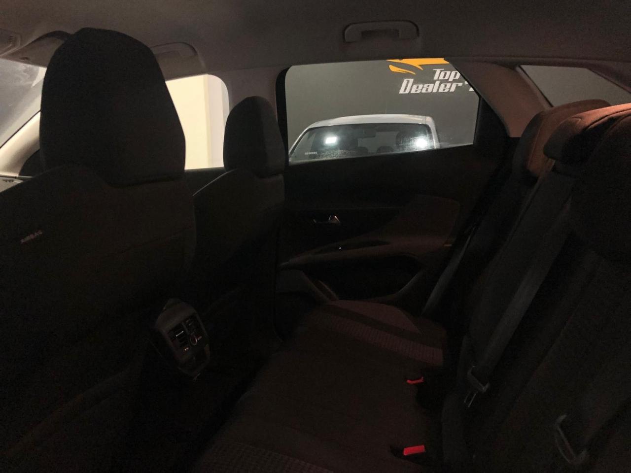 Peugeot 3008 BlueHDi 130 S&S EAT8 Allure