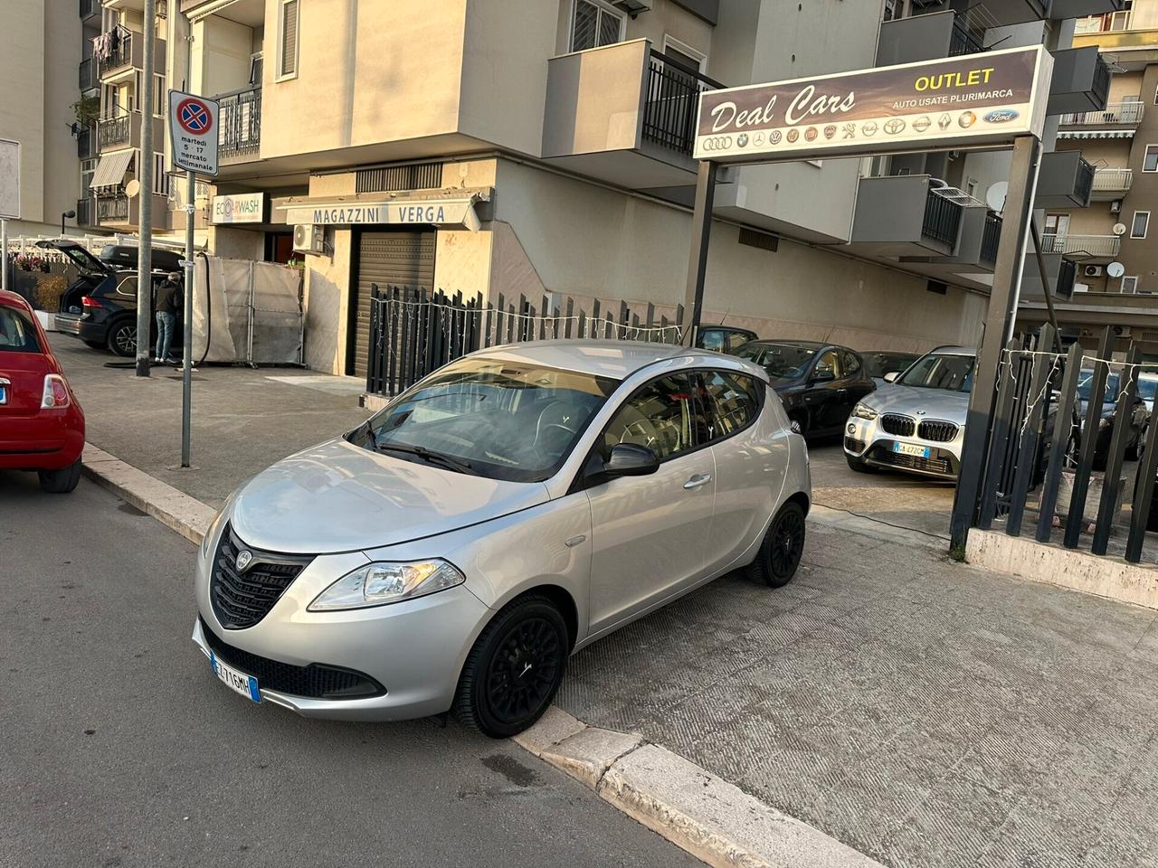 Lancia Ypsilon 1.3 MJT 16V 95 CV 5 porte S&S Elle