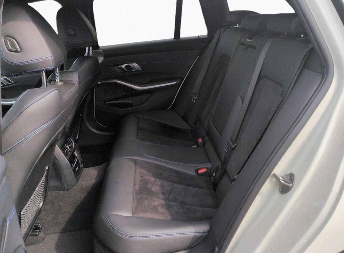 BMW 320 e Touring M SPORT