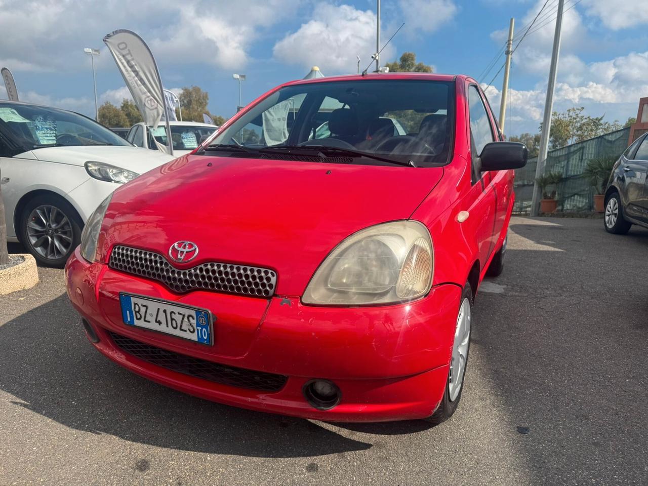 Toyota Yaris 1.3i 16V cat 5 porte Luna