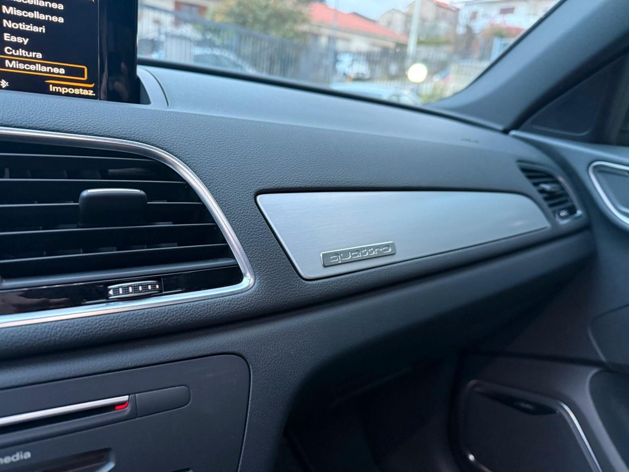 Audi Q3 2.0Tdi 150CV Quatto S-Line S-Tronic Tetto