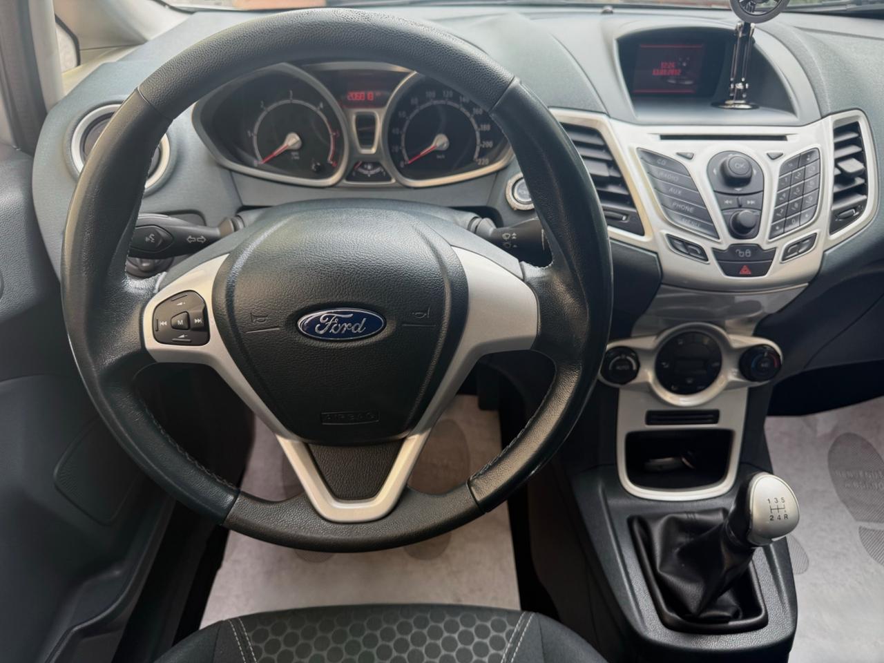 Ford Fiesta 1.4 TDCi 5p. Titanium