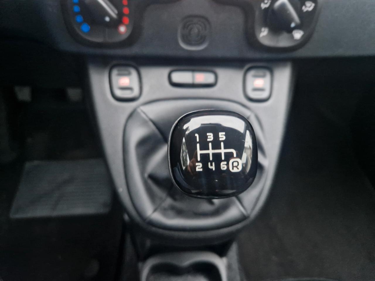 Fiat Panda Hybrid 1.0 70CV "44.200 km" 5 posti, Clima, Ruota