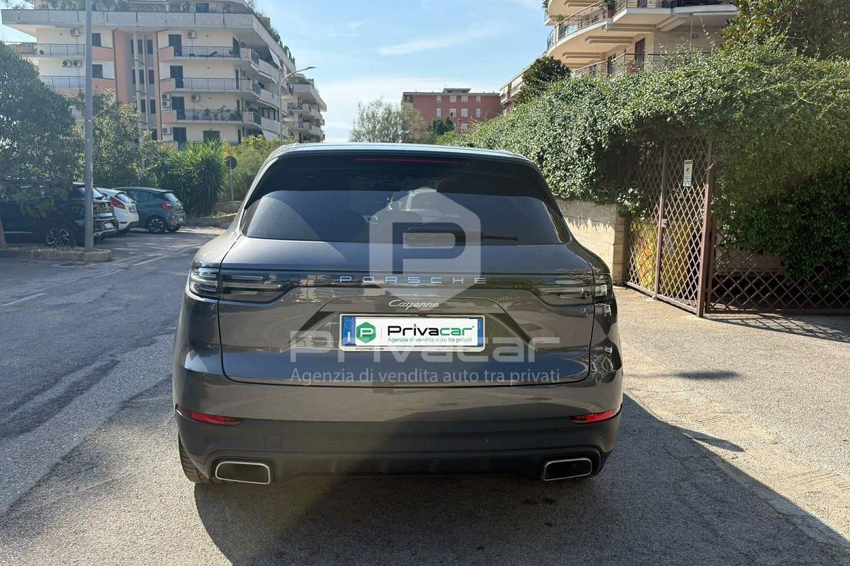PORSCHE Cayenne 3.0 V6 E-Hybrid