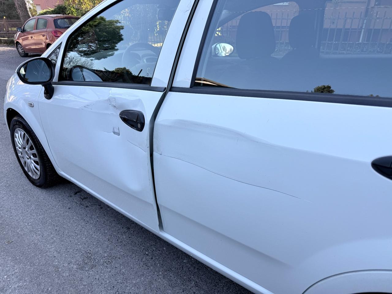 Fiat Punto 1.4 8V 5 porte Easypower Lounge