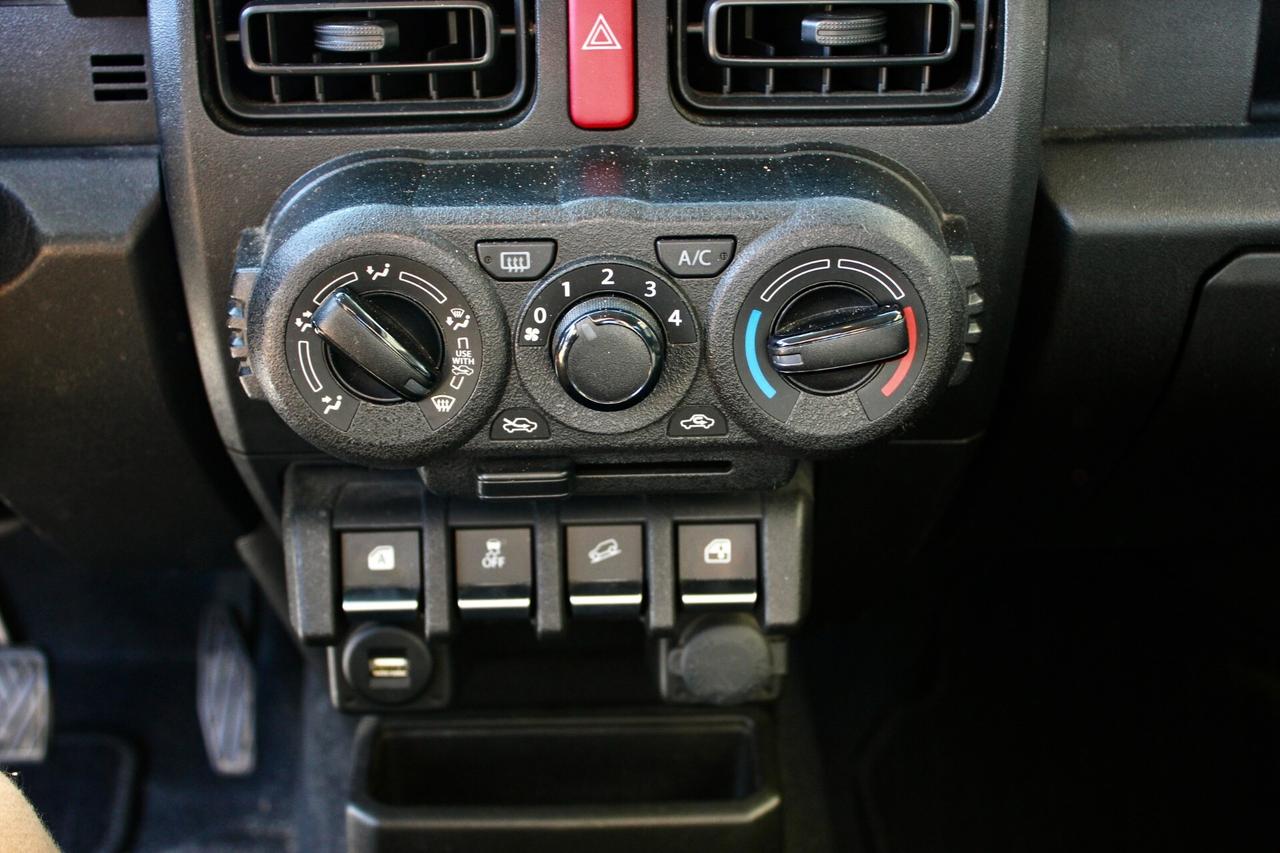 Suzuki Jimny 1.5 102CV 4WD ALLGRIP PRO – 2022 – PREZZO FINITO!!