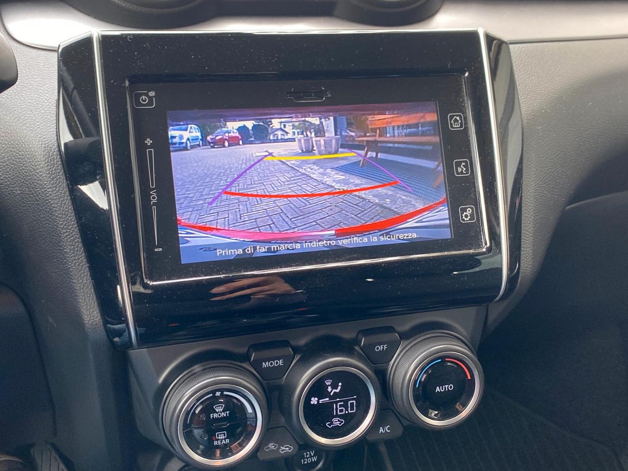 Suzuki Swift 1.2 Hybrid Top