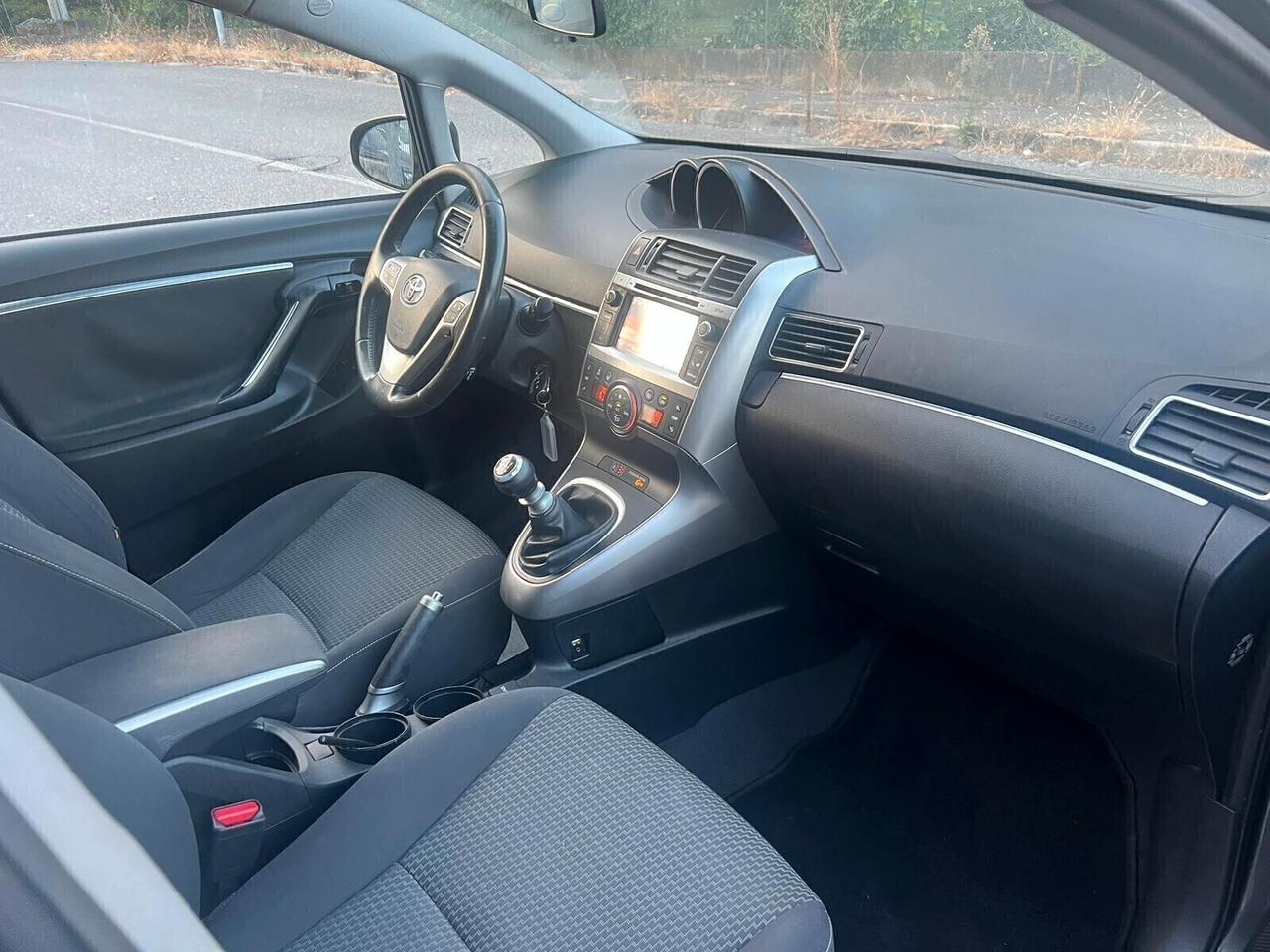 Toyota Verso 1.6 D-4D Style