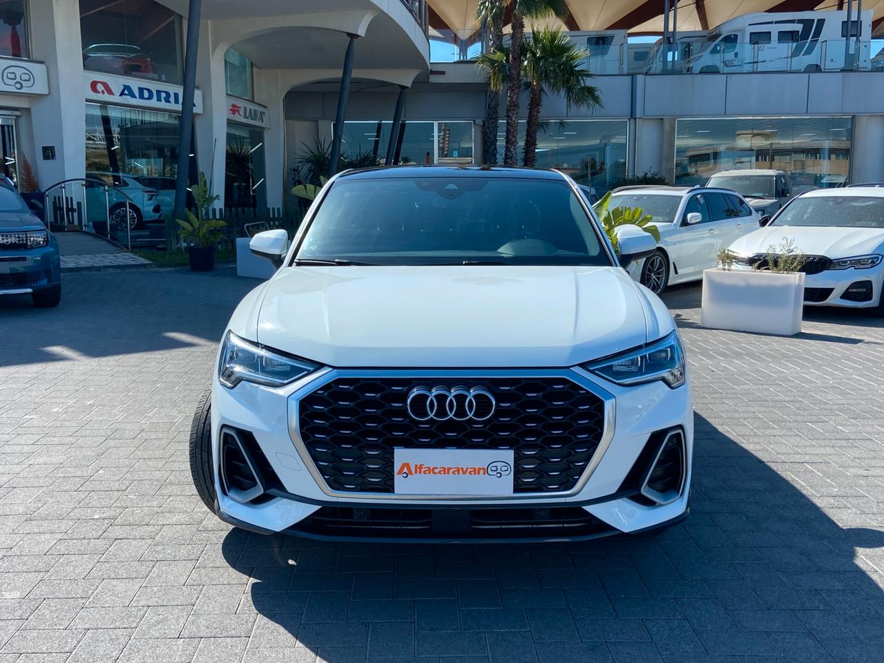 Audi Q3 Sportback 35 2.0 tdi S line edition s-tronic
