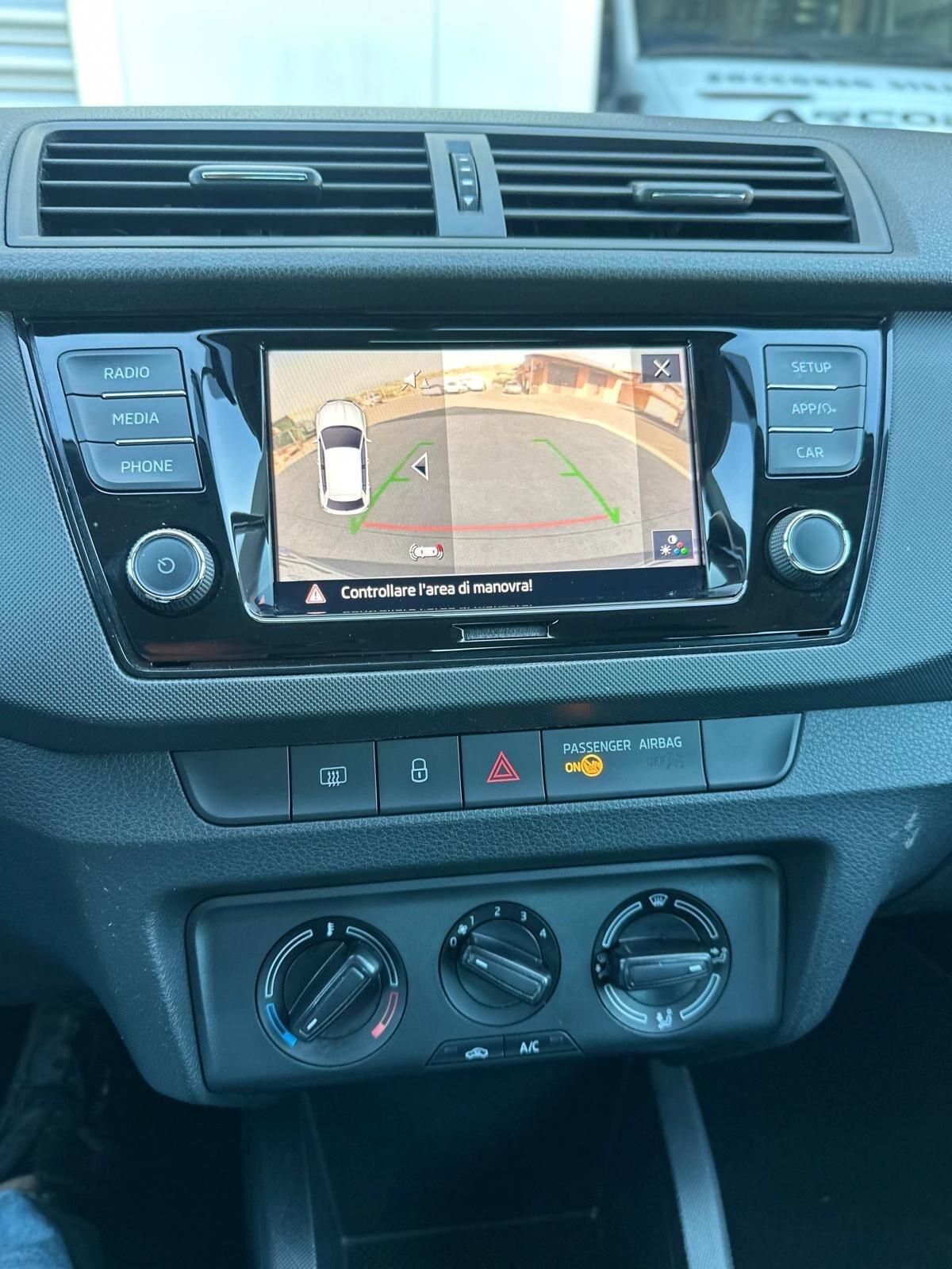 Skoda Fabia 1.0 MPI 60 CV Twin Color Nero