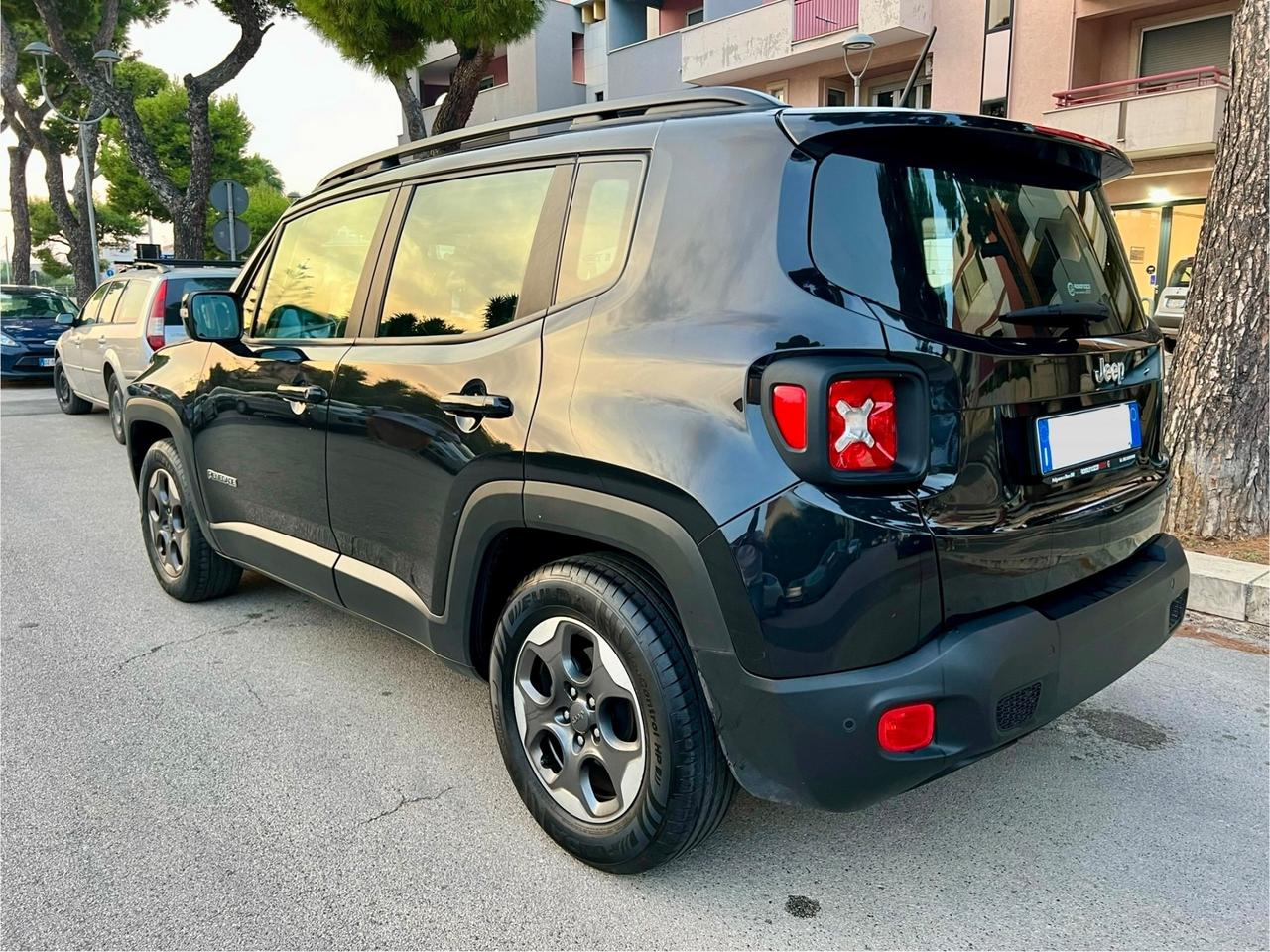 Jeep Renegade 1.6 Mjt DDCT 120 CV Business