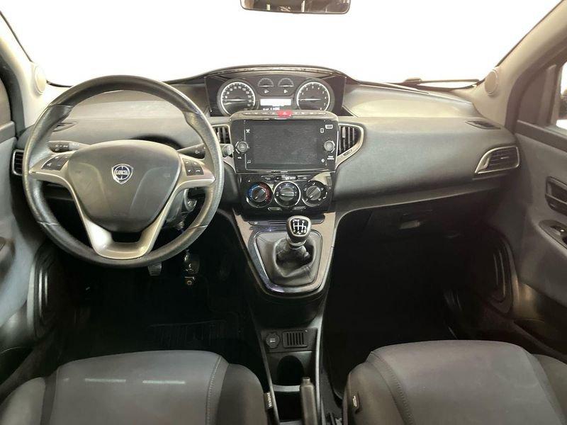 Lancia Ypsilon III 2021 1.0 firefly hybrid Gold s&s 70cv