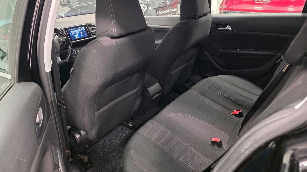 Peugeot 308 BlueHDi 120 S&S EAT6 Allure