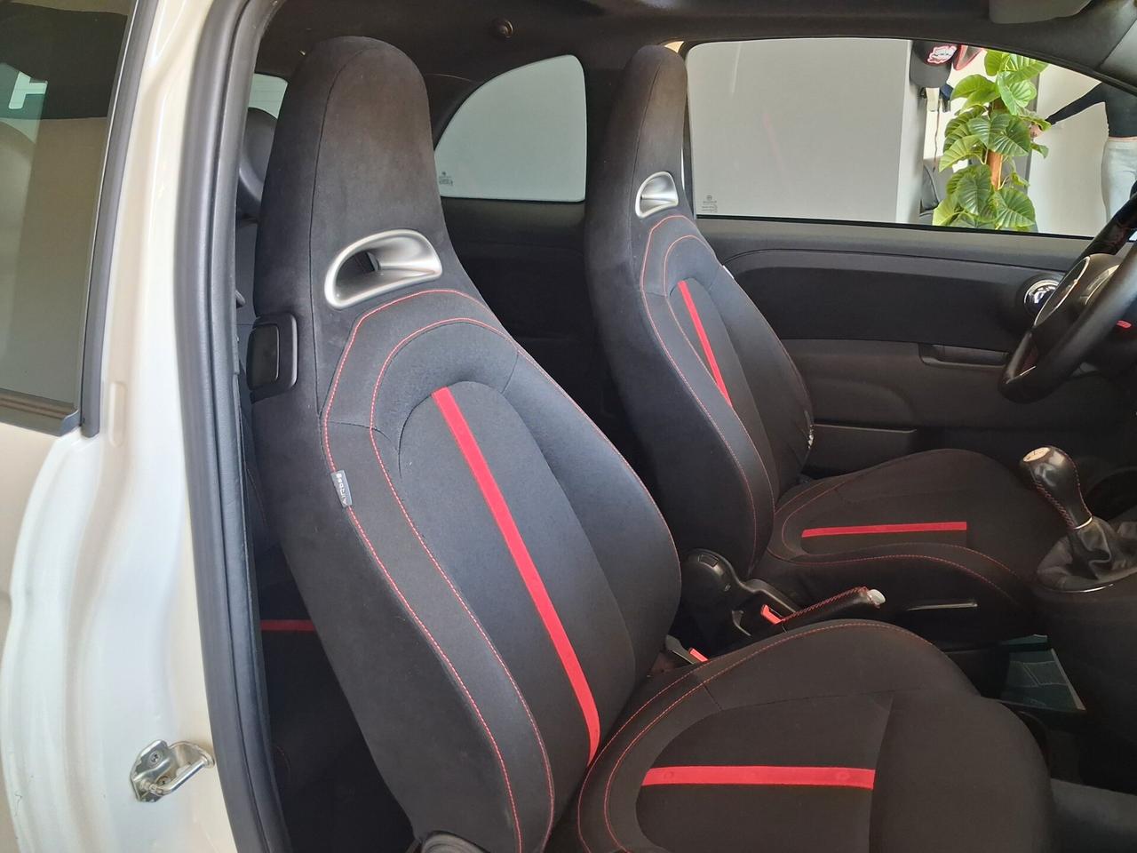 Abarth 500 1.4 Turbo T-Jet si accettano permute tetto panoramico apribile