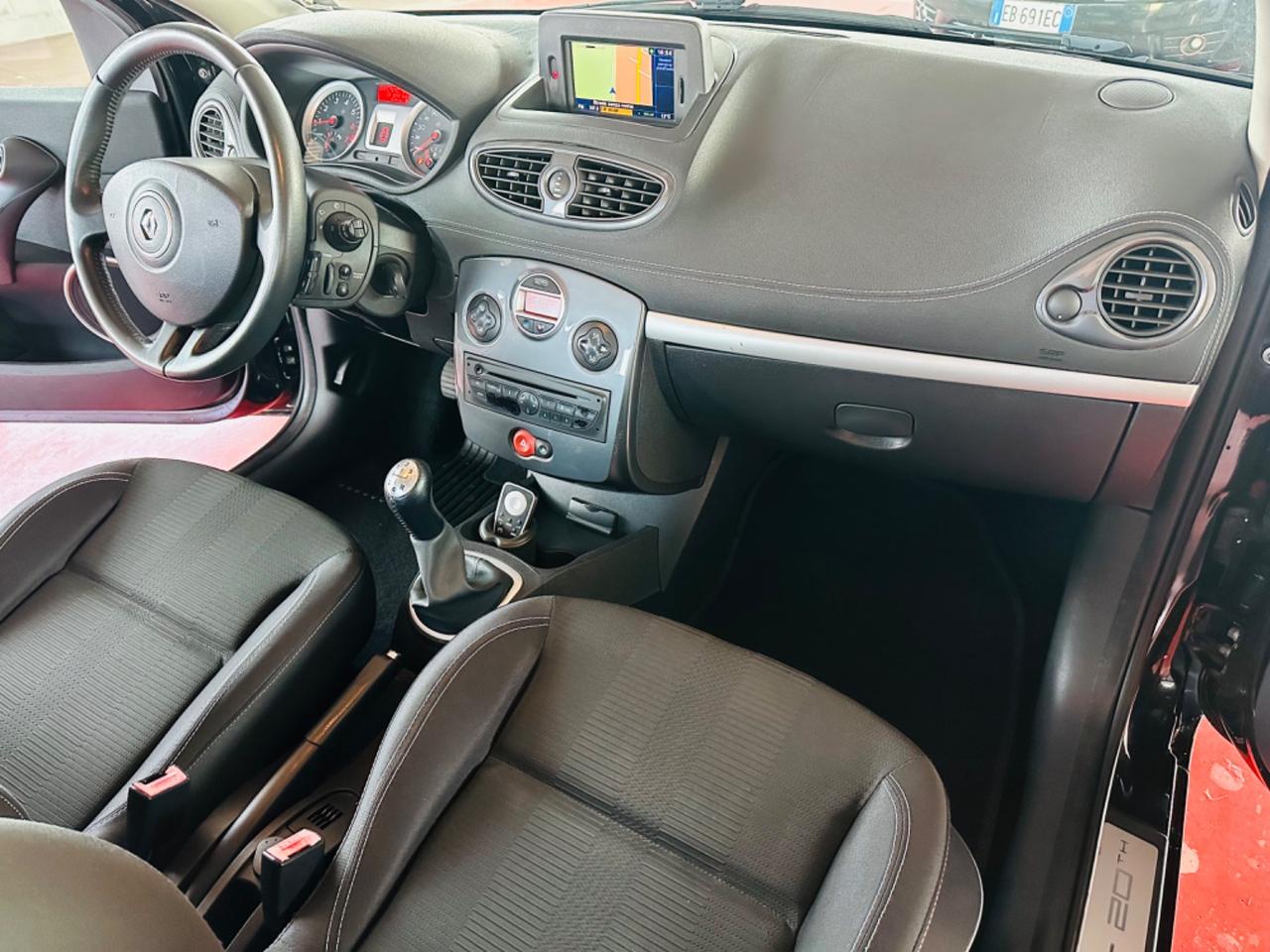 Renault Clio 1.2 16V 5 porte Dynamique